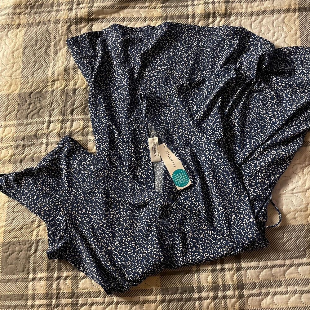 Kaileigh Navy and White Leaf Print Dress